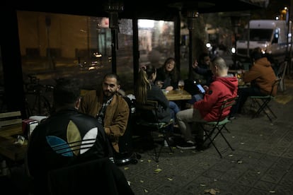 Terraza de un bar de en la calle Parlament.