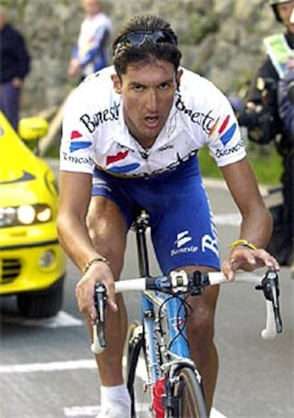 El Chaba se retiró hace dos años debido a una depresión. En la imagen, el ciclista durante el Tour de Francia 2000.