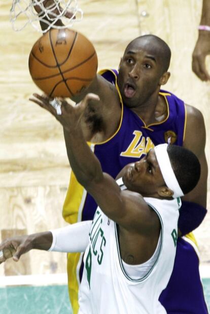 Rajon Rondo y Kobe Bryant se enfrentaron en la final de la NBA y serán dos de las grandes ausencias en el Mundial de Turquía.