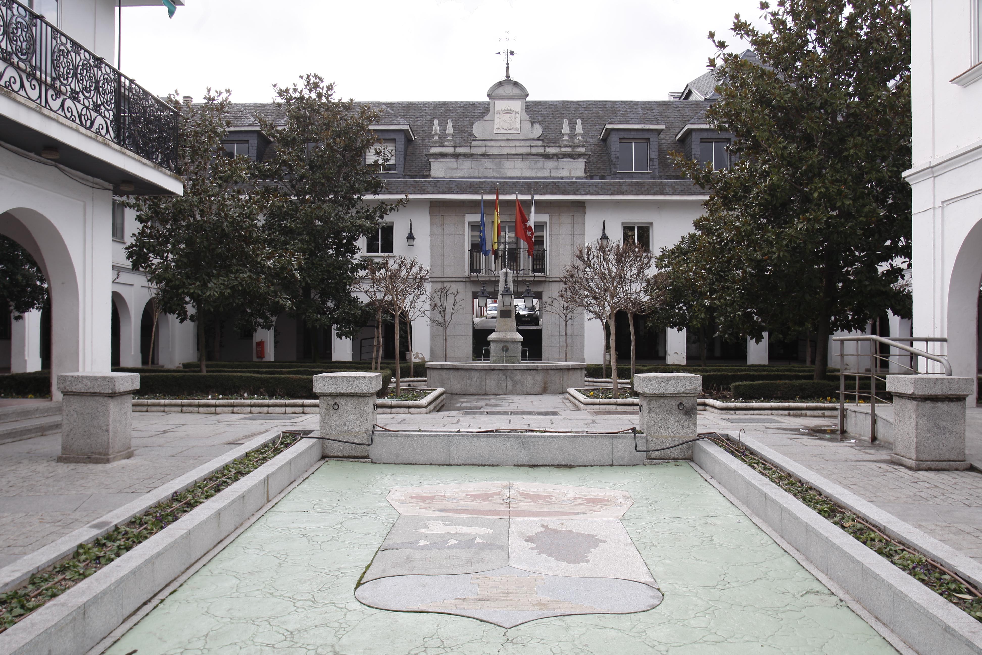 Fachada del Ayuntamiento de Majadahonda.