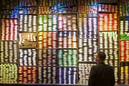 Cuatro mil cajas para varitas mágicas llevan los nombres de todas las personas que participaron en los rodajes de las ocho películas de Harry Potter en los estudios de Londres.
