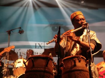 Teddy Osei, l&iacute;der de Osibisa act&uacute;a esta noche en Madrid. 