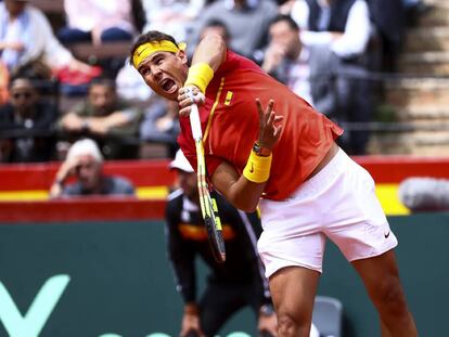 Nadal se enfrenta a Kohlschreiber en el partido de cuartos de final de la Copa Davis
