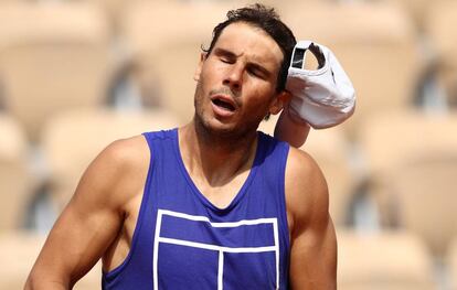 Rafa Nadal, en un entrenamiento este jueves en París de cara a Roland Garros.