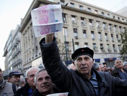 Protestas de pensionistas en Atenas