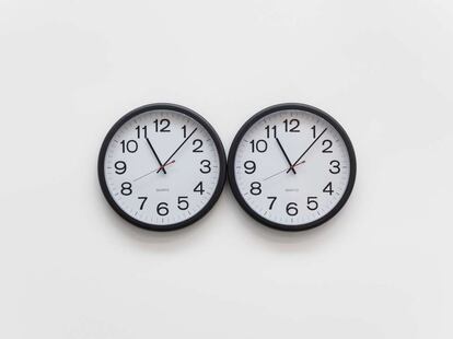 'Untitled (Perfect Lovers)' (1991), de Félix González-Torres.