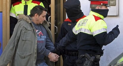 Uno de los casuals detenidos en la operación policial de 2010.