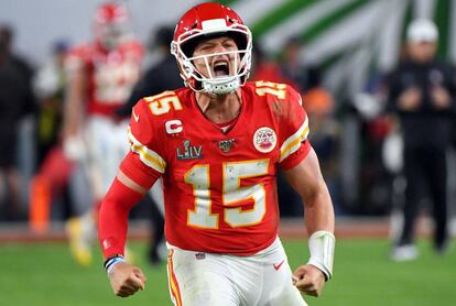 Patrick Mahomes festeja en la Super Bowl.