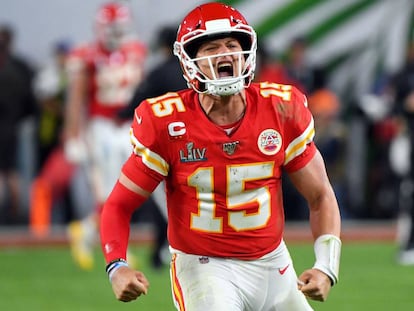 Patrick Mahomes festeja en la Super Bowl.