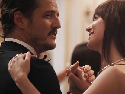 Pedro Pascal y Dakota Johnson, en una imagen de la película 'Materialistas'.