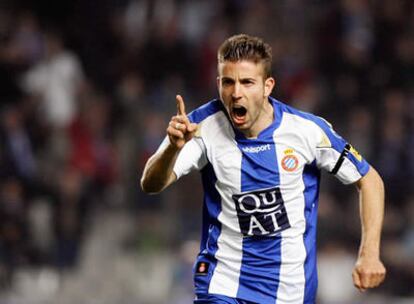 Luis García celebra uno de los goles.