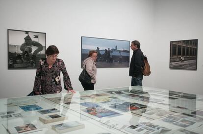 Fotos i documentació del Besòs a l'exposició de La Virreina.