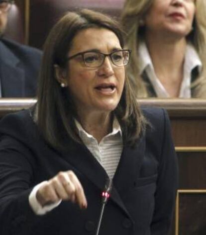 La portavoz parlamentaria socialista, Soraya Rodríguez, durante la sesión de control al Gobierno celebrada hoy en el Congreso de los Diputados.