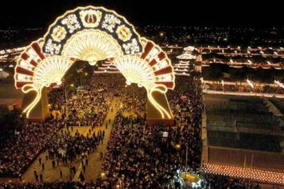 Momento del encendido del alumbrado de la feria.