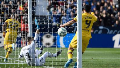 El VAR validó el gol de Arturo Vidal, el del triunfo del Barça.