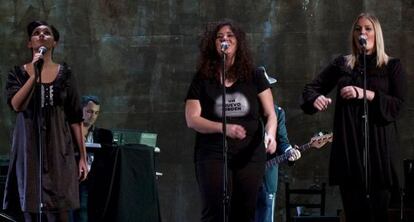 Las componentes del grupo musical Pin' La La'.