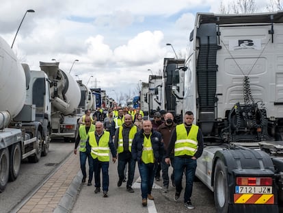 Protesta de transportistas en el polígono Los Gavilanes de Getafe, Madrid, el pasado 21 de marzo.