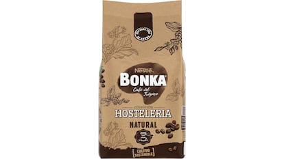 Este paquete de un kilo de café en grano de la marca Bonka proviene de cultivos sostenibles.