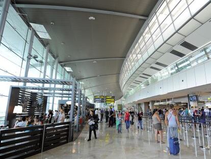 Imagen de la nueva terminal del aeropuerto de Manises. 