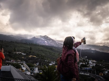 Vista del  volcán de La Palma apagado desde el mirador de Tajuya.