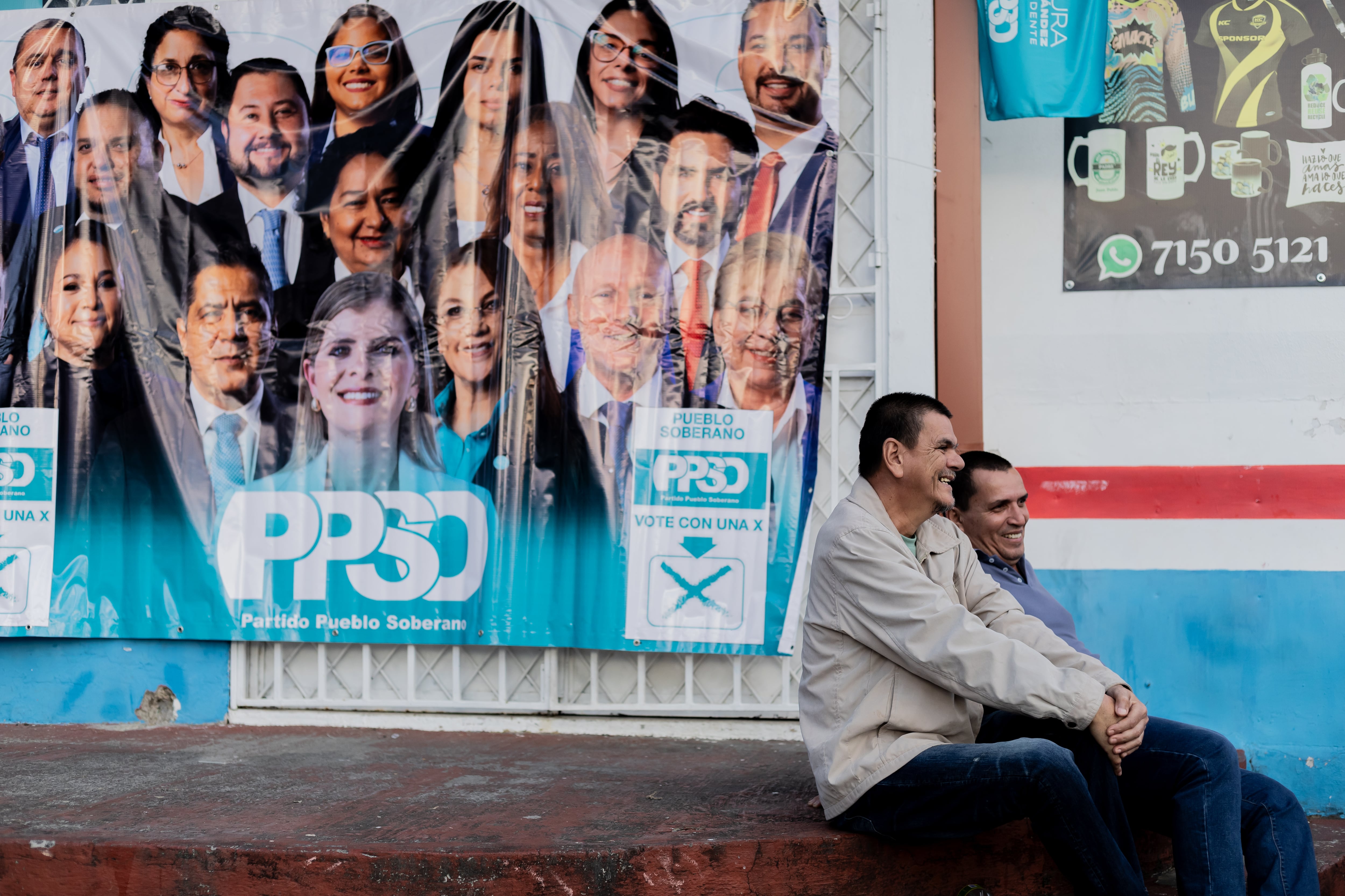 Propaganda electoral del partido Pueblo Soberano, en San José.