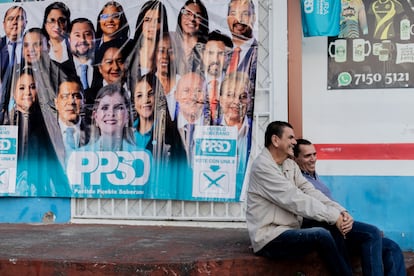 Propaganda electoral del partido Pueblo Soberano, en San José.