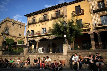 El Poble Espanyol, construido en 1929 para mostrar edificios de toda la Península, en total 117.