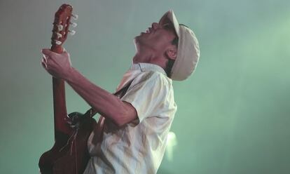 Manu Chao en el Prat del LLobregat,  en una actuaci&oacute;n del Festival Esperanzah. 