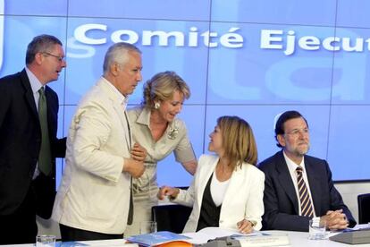 Rajoy junto a Cospedal, Aguirre, Arenas y Gallardón.