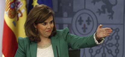 La vicepresidenta y portavoz del Gobierno, Soraya S&aacute;enz de Santamar&iacute;a.