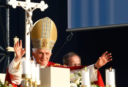 Benedicto XVI, durante la celebración en Etzelsbach.