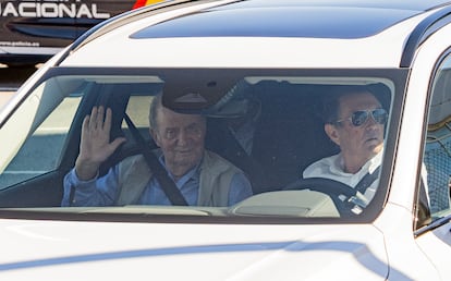 Juan Carlos I, el pasado 25 de septiembre en el aeropuerto Peinador de Vigo.