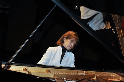 La pianista francesa Anne Queffélec, durante un concierto en Nantes, en una imagen de archivo.