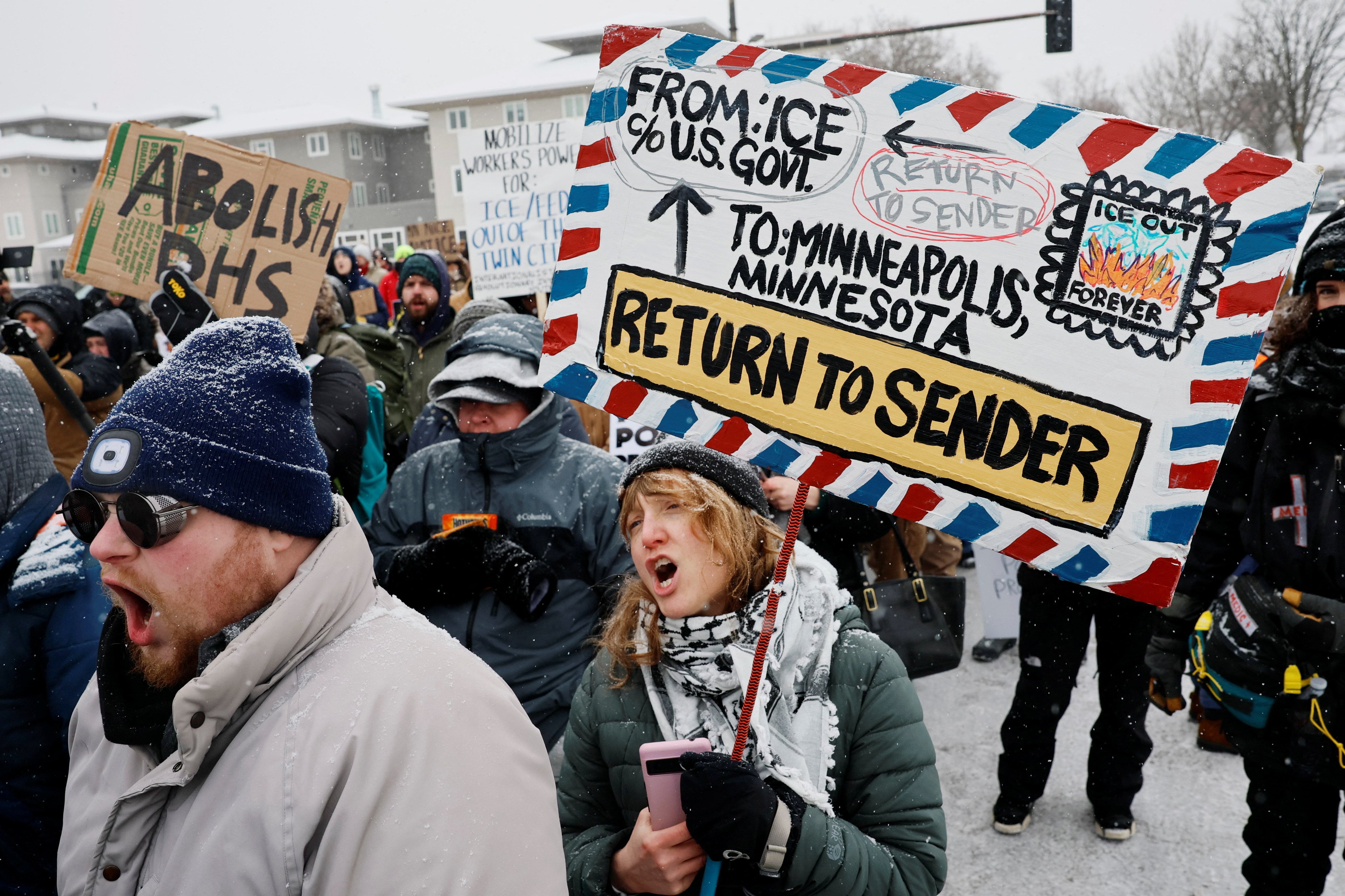 El Pentágono prepara a 1.500 soldados para un posible despliegue militar en Minnesota