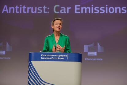 La vicepresidenta de la Comisión Europea, Margrethe Vestager, este jueves en una rueda de prensa en Bruselas.