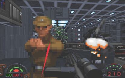 Unos 20 años antes de 'Star Wars Battlefront' veía la luz 'Dark Forces'. Evidentemente, en cuanto a gráficos y tecnología comparar ambos juegos sería tan cruel como injusto. Más aun teniendo en cuenta las virtudes de 'Dark Forces', ampliamente elogiado por la crítica cuando salió a la venta: el juego, un 'shooter' en primera persona, metía al usuario en la piel de Kyle Katarn, un mercenario al sueldo de los rebeldes que descubría un plan imperial para crear nuevos, potentísimos, androides. A fuerza de disparos en primera persona, Katarn viajaba por lugares clave de la saga para tumbar las ambiciones de los sith.