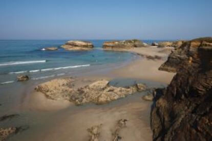 La playa das Illas, cerca de Ribadeo (Lugo).