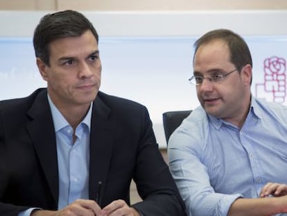 El secretario general del PSOE, Pedro S&aacute;nchez, y el secretario de Organizaci&oacute;n, C&eacute;sar Luna.