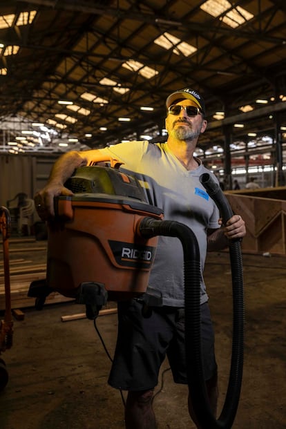 Jeremy Crandell, artista encargado de hacer el hombre ("The Man") de este año.