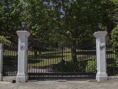 Ca l&#039;Isard de Matar&oacute;, llamado por los Mu&ntilde;oz Ramonet Los Cedros, la finca donde est&aacute;n 20 cuadros del legado.