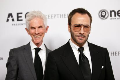 El diseñador Tom Ford y su marido Richard Buckley a su llegada a la gala.