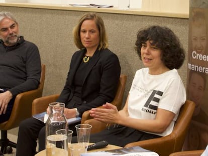 El director dejecutivo de Impact Hub Madrid, Antonio González, la directora de desarrollo corporativo de Triodos Bank, Sandra Castañeda, la directora de innovación y sostenibilidad de Ecoalf, Carol Blazquez, y el director de B Lab Spain, Pablo Sánchez.