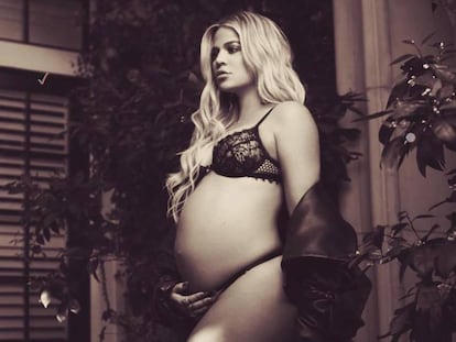Khloé Kardashian embarazada en una foto de Instagram. 