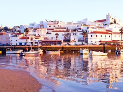 Vista del pueblo de Ferragudo, en el Algarve.