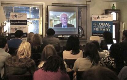 Videoconferencia organizada por el Partido Demócrata de EE UU en Madrid.