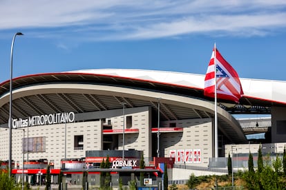 El estadio del Atlético de Madrid con la publicidad de Cívitas