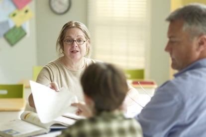 Los padres y los profesores han de formar equipo. 