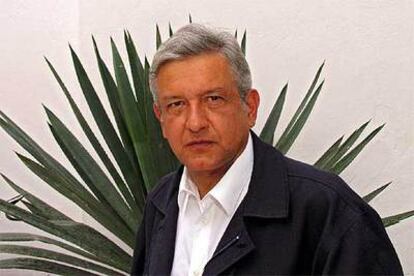 Andrés Manuel López Obrador, en Ciudad de México en octubre de 2005.