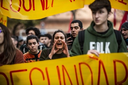 Participantes de la huelga de estudiantes en Girona, el 29 de noviembre de 2018.