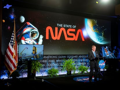 El máximo responsable de la NASA, Bill Nelson, anuncia las nuevas misiones espaciales Davinci y Veritas para estudiar Venus, en la sede de la NASA en Washington, Estados Unidos, el 2 de junio de 2021.